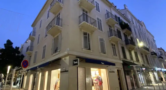 Cannes Holiday Suites 2, Забронировать Отель Канны Приморские Альпы, рядом с Galerie Alexandre Leadouze