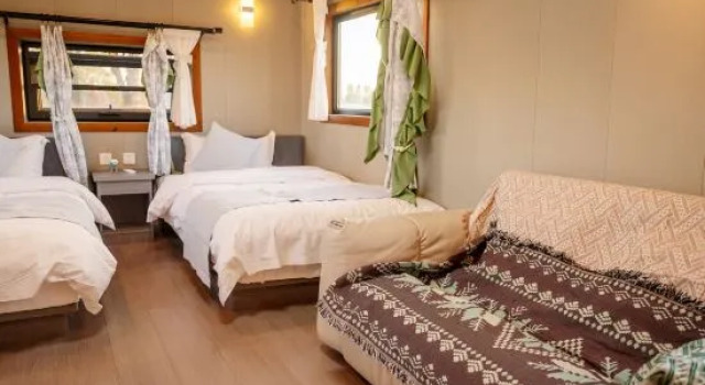 Тент NuanTang Magic World Hotel (Universal Beijing Resort)