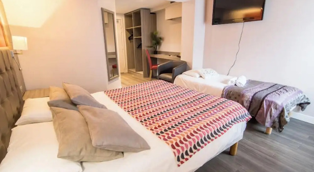 Номер Superior Brit Hotel Confort Foix