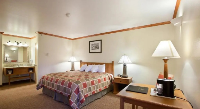 Номер Standard с видом на залив Hotel Edgewater by Aspen Hotels