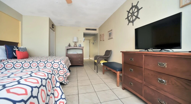 3rd Story Ocreanfront Studio W/views And A Pool 1 Bedroom Apts, Забронировать Апартаменты/квартира Апартаменты Дейтона-Бич, рядом с Базилика Святого Димитрия, Апартаменты/квартира