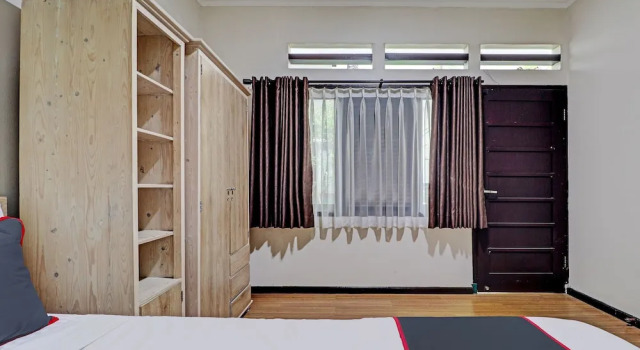 Capital O 92705 Lea Residence Dago Syariah