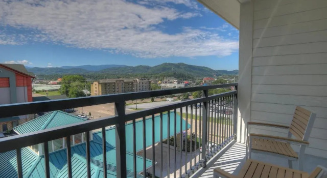 Двухместный номер Deluxe с балконом Hilton Garden Inn Pigeon Forge