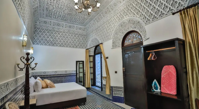 Standart oda Riad Farouzi Fes