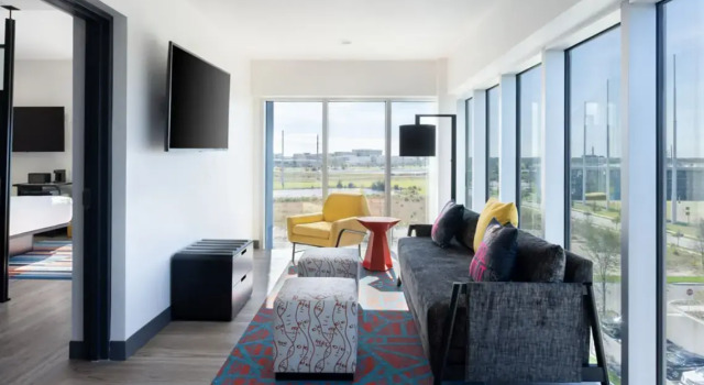 Двухместный люкс Fairfield Inn & Suites by Marriott St Petersburg North