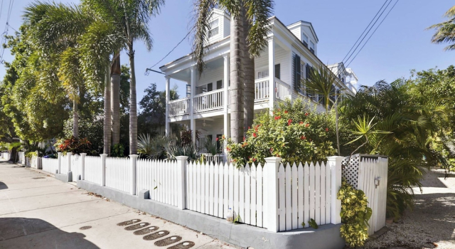 Коттедж Key West Bed and Breakfast