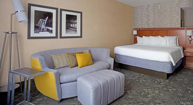Номер Standard Courtyard by Marriott Aberdeen at Ripken Stadium