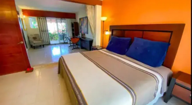 Casa Centrica 5bed/5bath AC/GYM 5 min 5ta av y Playa, Prenota Hotel Hotel a Quintana Roo con parcheggio, Parcheggio