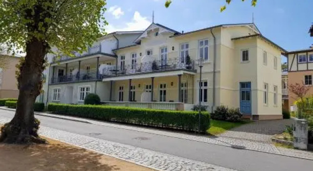 Ferienwohnung Waldblick Nr. 17, Забронировать Отель Отели Кюлунгсборн 3 звезды, рядом с Железнодорожный вокзал Остзебад – Кюлунгсборн, 3*