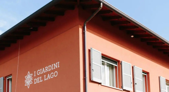 Agriturismo Familiare I Giardini del Lago, Забронировать Отель Варезе Provincia di Varese