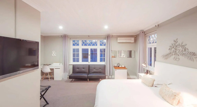 Summerwood Guest House