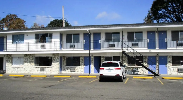Americas Best Value Inn St. Helen, Book Hotel Hoteller i St. Helens med parkering, Parkering