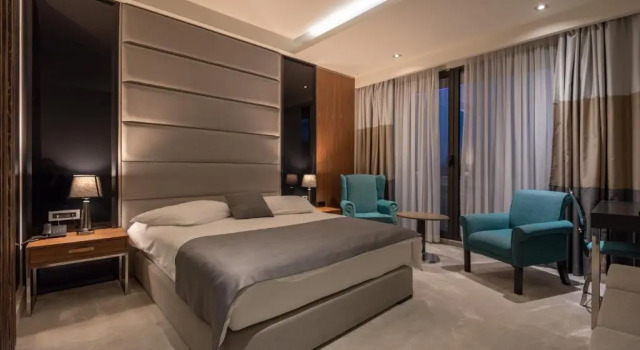 Двухместный номер Superior с балконом Hotel ABC