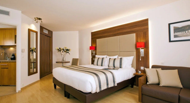 Студия с балконом Residhome Apparthotel Paris Massy