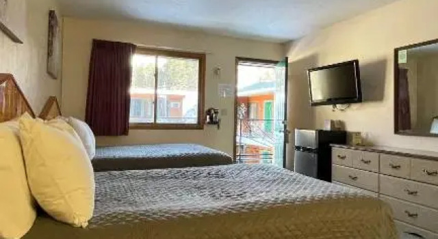 Двухместный номер Standard Cedar Wood Inn