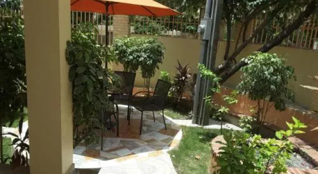Diquini Guest House, Prenota Affittacamere Carrefour 