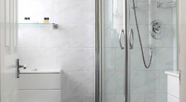 Одноместный номер Standard The Esplanade Hotel