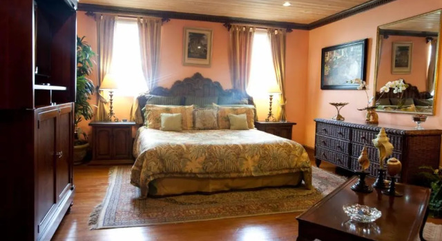 Luxury room Graycliff Hotel