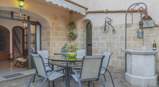 Вилла с 4 комнатами Villa Es Puig