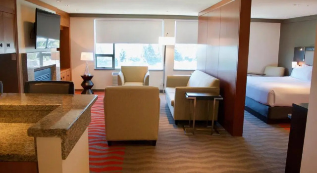 Люкс Holiday Inn Vancouver Airport Richmond by IHG