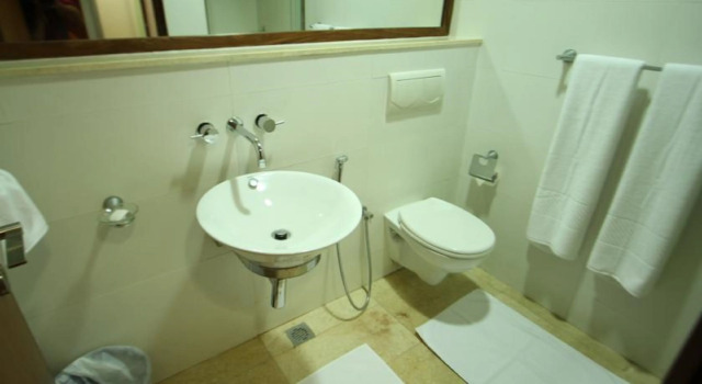 Sea View Luxury Monarch Apartment