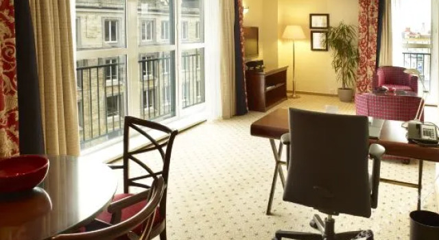 Двухместный люкс Royal Hilton Antwerp Old Town