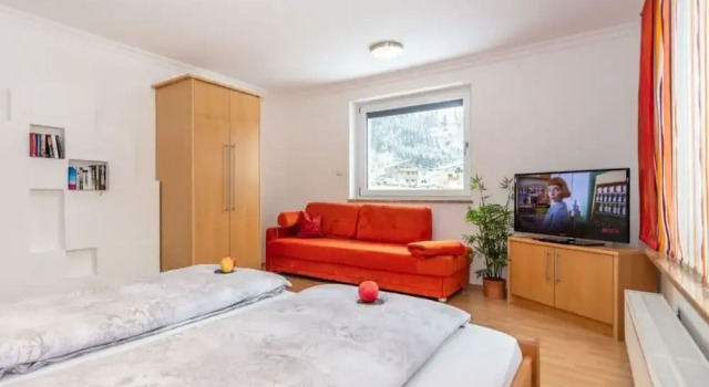 Maximilian Apartmenthaus 2-6 People, Забронировать Апартаменты/квартира Нойкирхен-ам-Гросфенедигер 