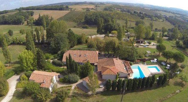 La Grange du Cheval Blanc, Rezervasyon Otel Lot Valley otoparklı oteller, Otopark