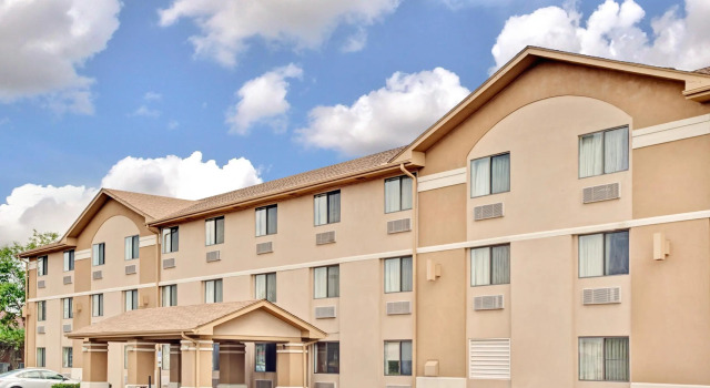 Номер Standard Super 8 by Wyndham Mokena/Frankfort /I-80