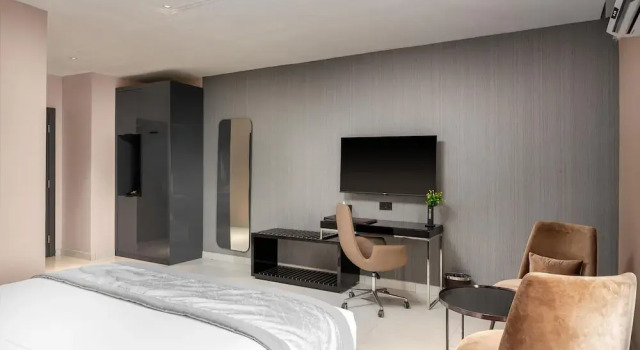 Bickley Park Hotel, Rezerwuj Hotel Hotele w Lekki z basenem, Basen