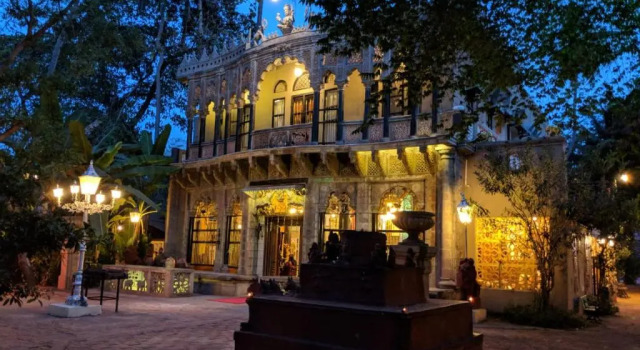 Полулюкс Indeco Hotels Swamimalai