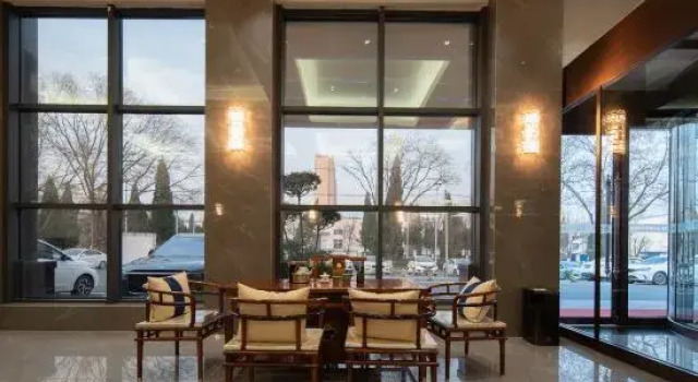 Zhongzhou Hotel, Rezervovat Hotel Luo-jang Henan