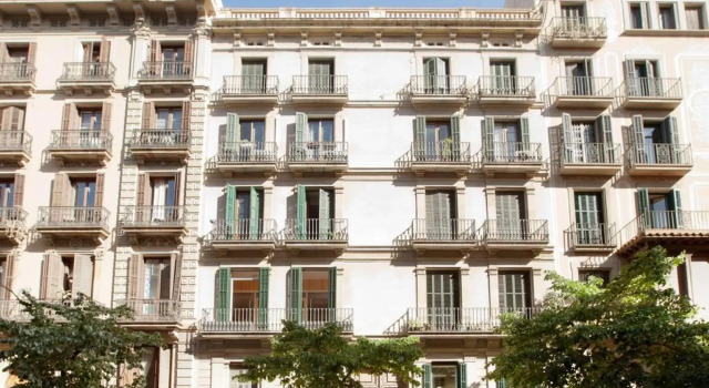 HoHomes - Centric Entire Barcelonian Flat - Centric Entire Barcelonian Flat, Забронировать Отель Барселона провинция Барселона, рядом с Santa Caterina Market