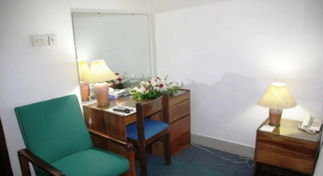 Luxo quarto White House Hotel