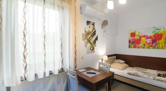 Номер Standard Astra Apartments