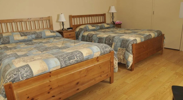 Auberge Du Mont Rigaud, Rezervasyon Pansiyon / Hostel Rigaud Quebec