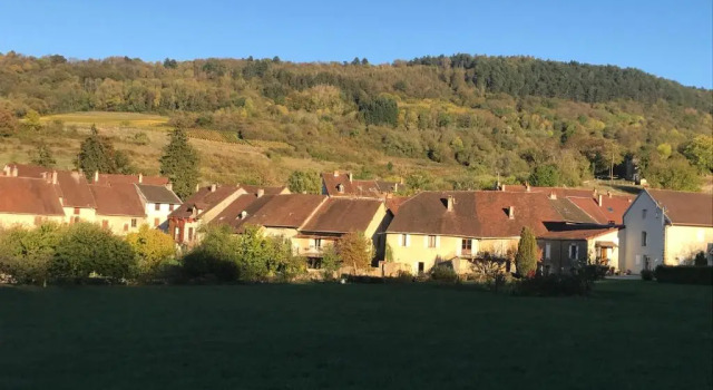 Коттедж Golf Val de Sorne Vernantois Maison vigneronne