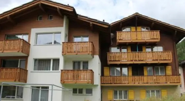 Apartment Weideli, Prenota Appartamento Hotel a Canton Vallese con parcheggio, Parcheggio