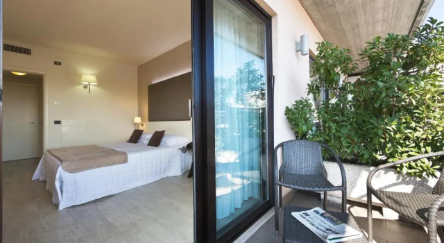Номер Deluxe Hotel Desenzano