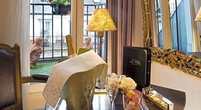 Двухместный номер Comfort Hôtel Kleber Paris & Spa
