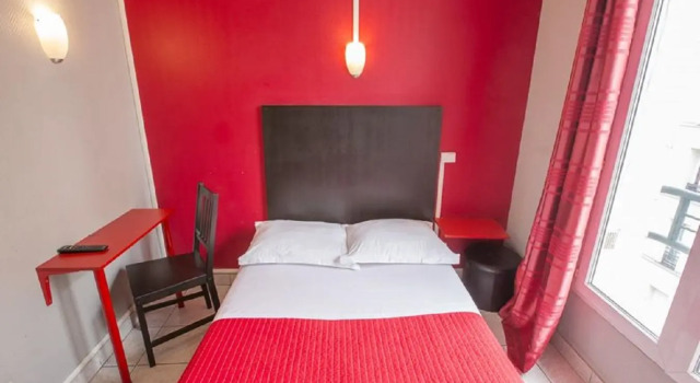 Одноместный номер Standard Hipotel Paris Montmartre