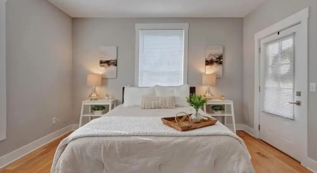 Fall Festivities - 4BR Home by IU Stadium Bloomington Bliss, Забронировать Отель Блумингтон Индиана, рядом с Cook Family Health Center