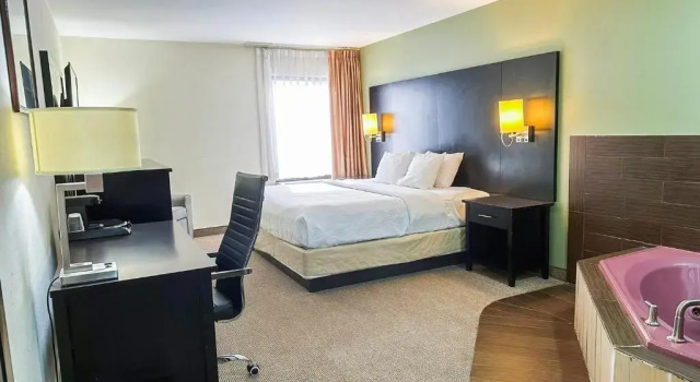 Люкс c 1 комнатой OYO Hotel Rome West GA