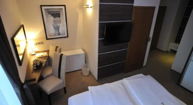 Двухместный номер Standard Hotel Bergischer Hof