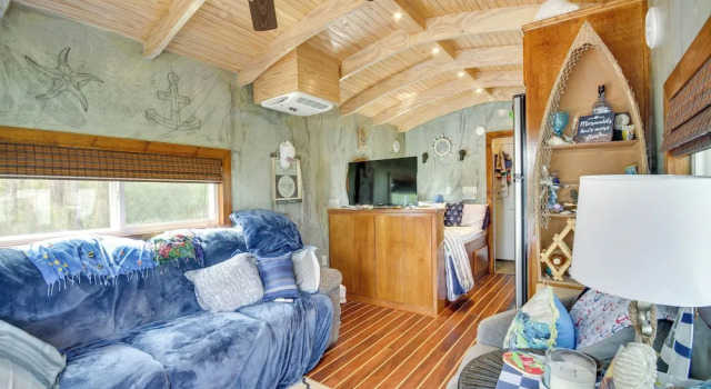 Апартаменты Bay St Louis Houseboat 6 Mi to Old Town & Beach!