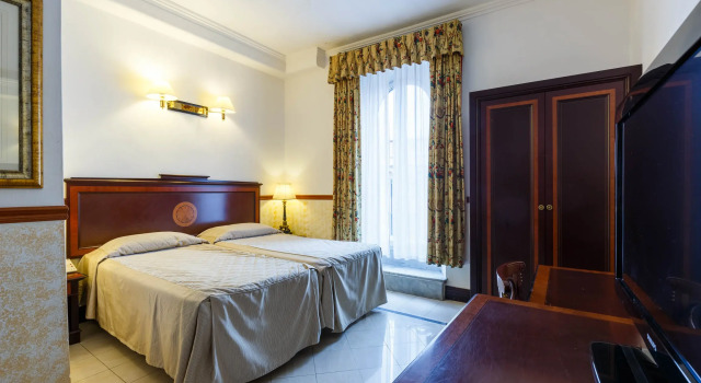 Hotel Repubblica, Забронировать Отель Отели Рима с завтраком, рядом с Универмаг La Rinascente, Завтраки