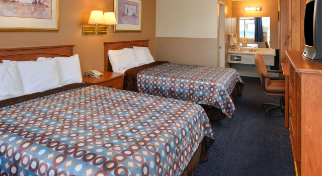 Четырёхместный номер Standard Americas Best Value Inn - Carson City