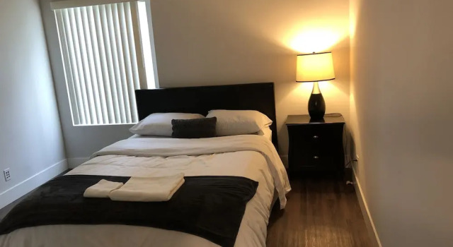 Апартаменты Superior Westwood Apartments