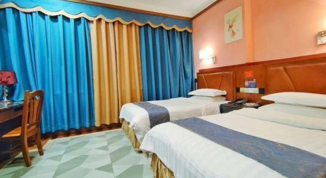 Ruifeng Hotel, Book Hotel Hoteller i Guangdong med parkering, Parkering
