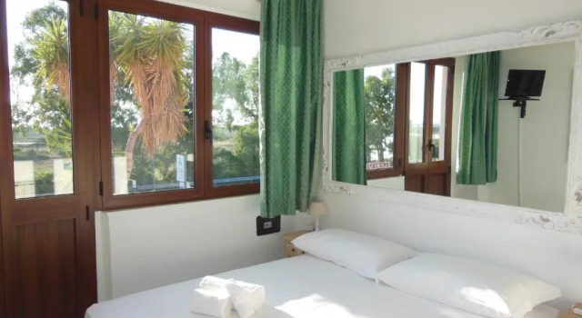 Helios Hotel
